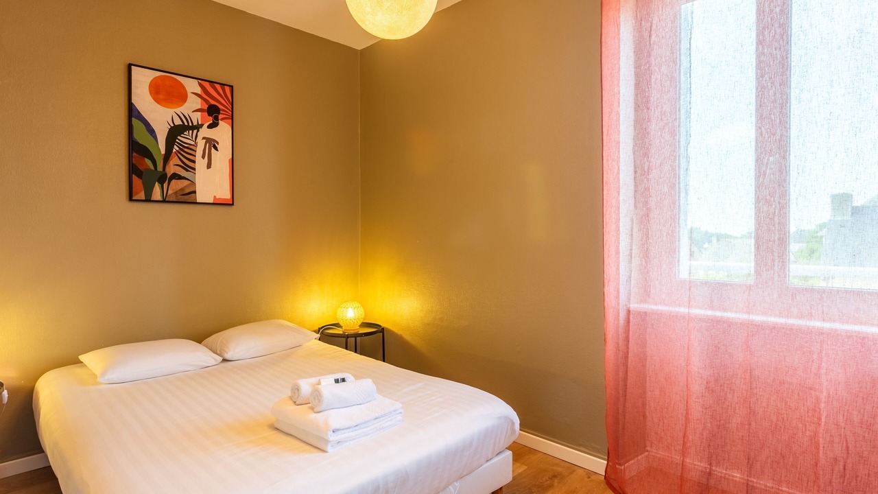 Photo of Bedroom in Saint-Coulomb