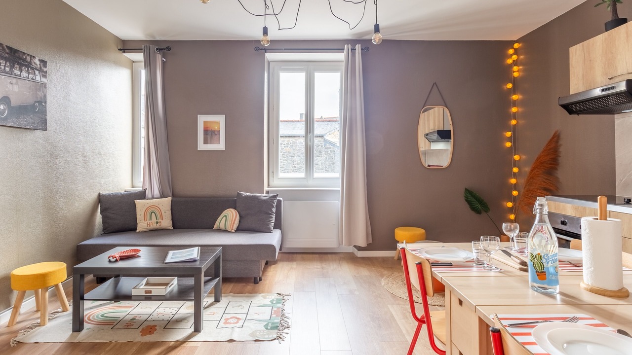 Photo of Livingroom in Saint-Coulomb