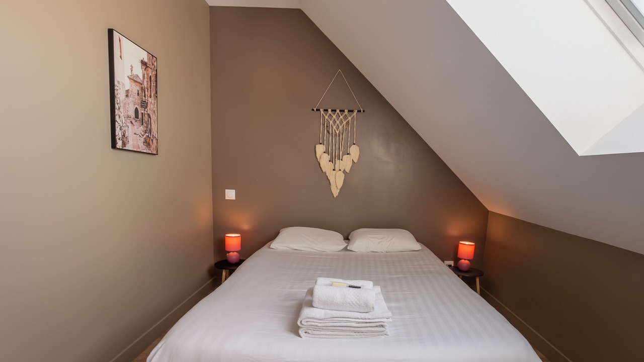 Photo of Bedroom in Saint-Coulomb