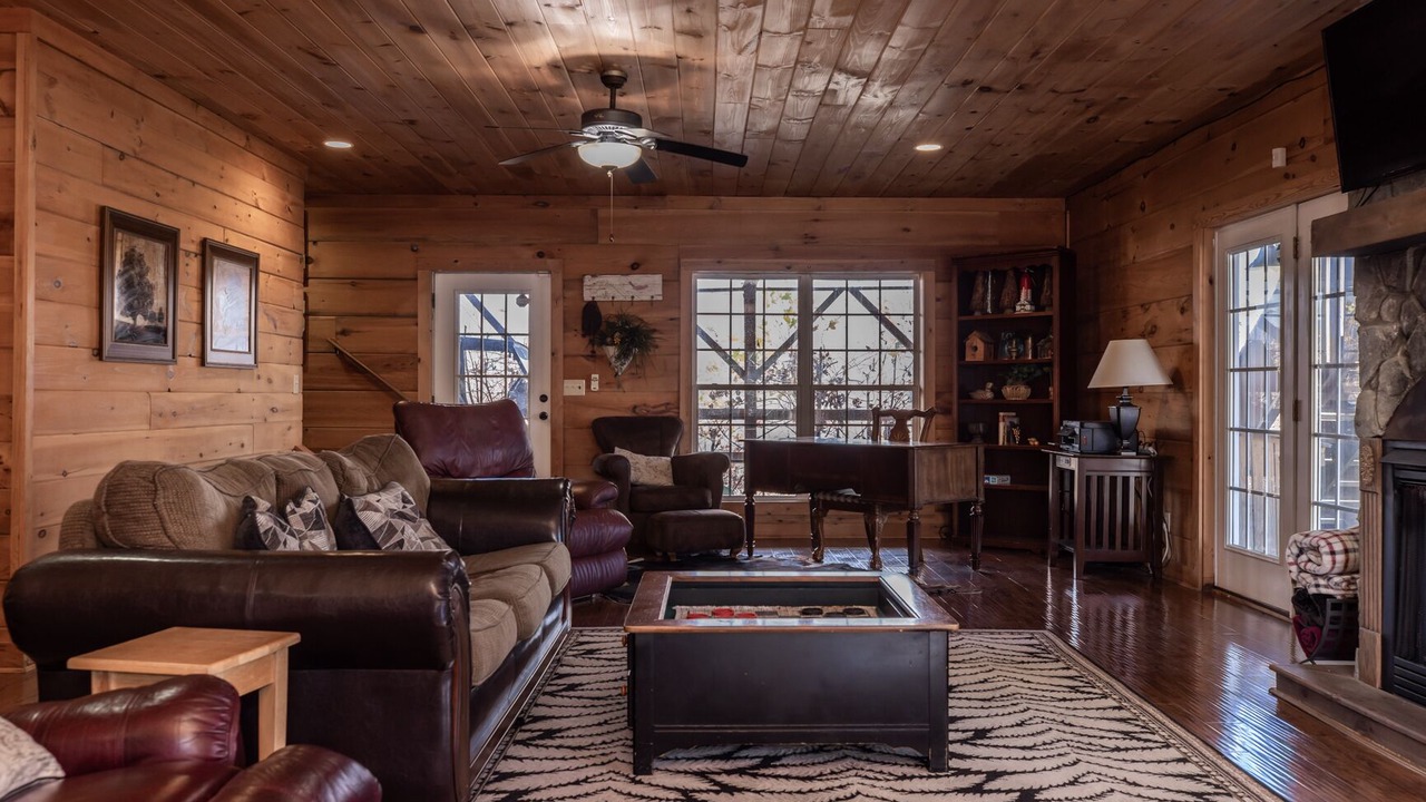 Photo of Livingroom in Yadkin Valley