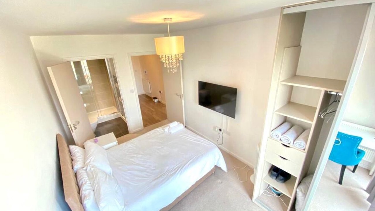 Photo of Bedroom in Canning Town