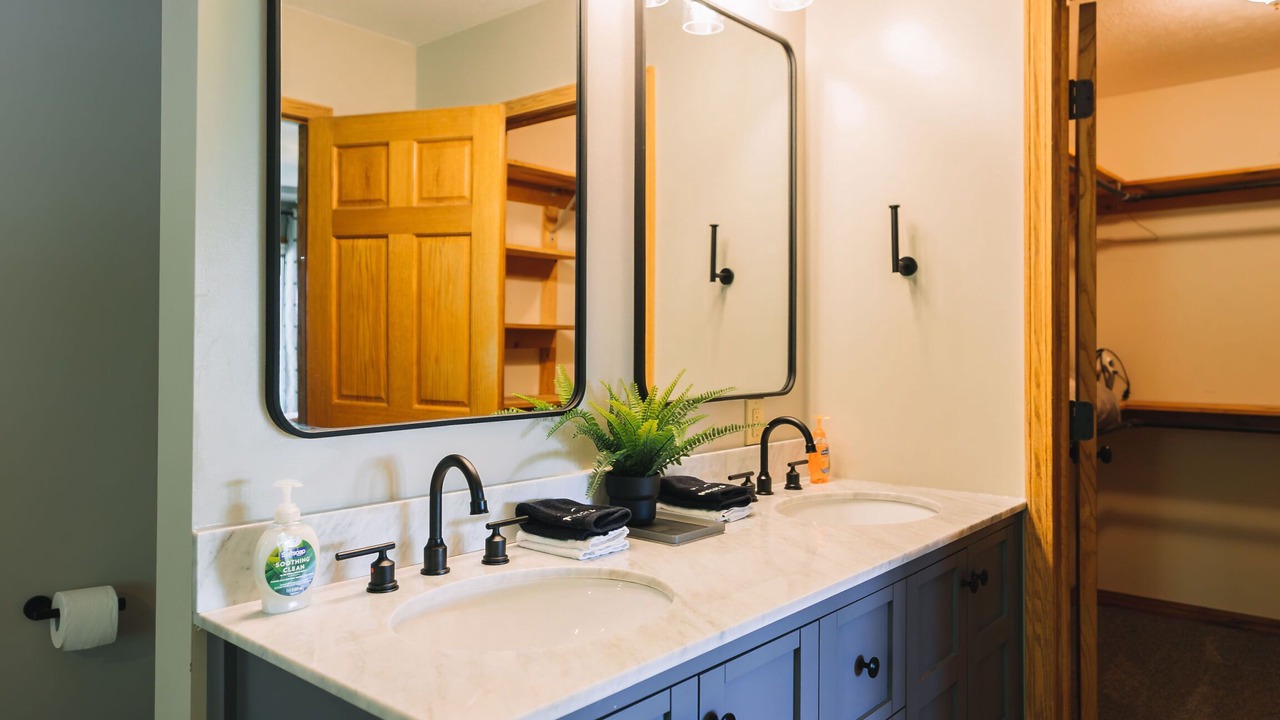 Photo of Bathroom in Creola