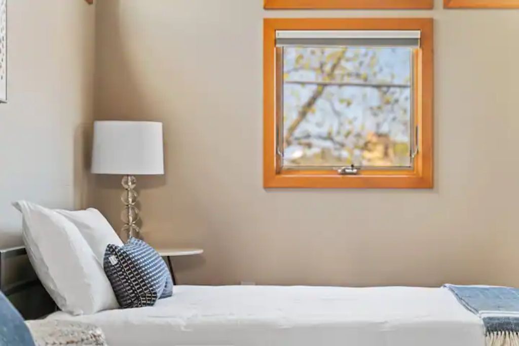 Photo of Bedroom in Miller Beach