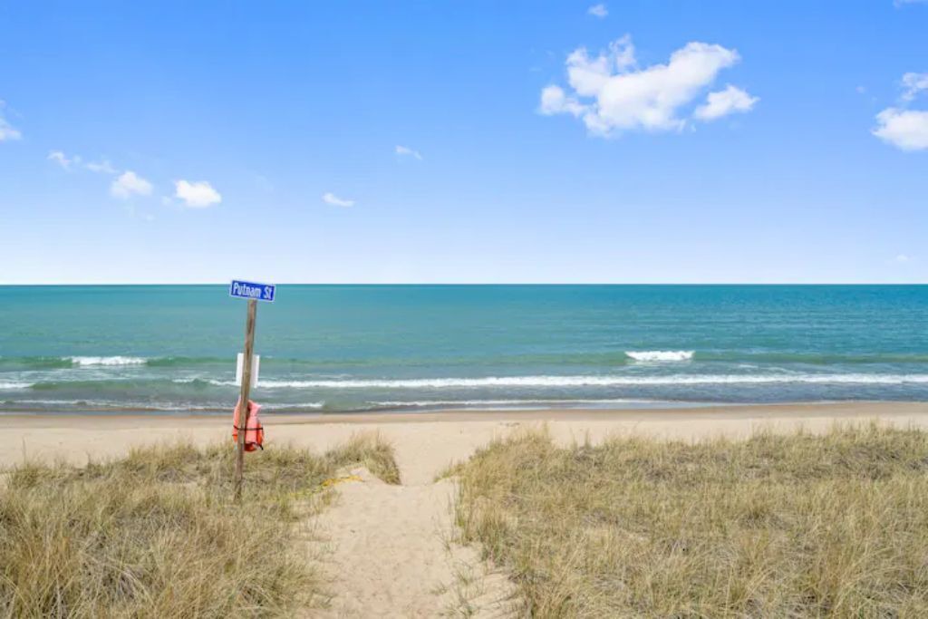 Photo of Others in Miller Beach