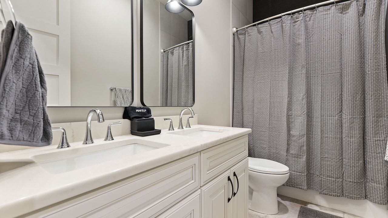 Photo of Bathroom in Biloxi