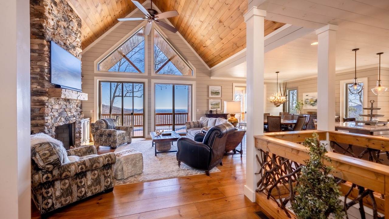 Photo of Livingroom in Sapphire