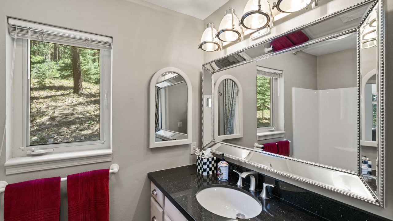 Photo of Bathroom in Forest Lakes