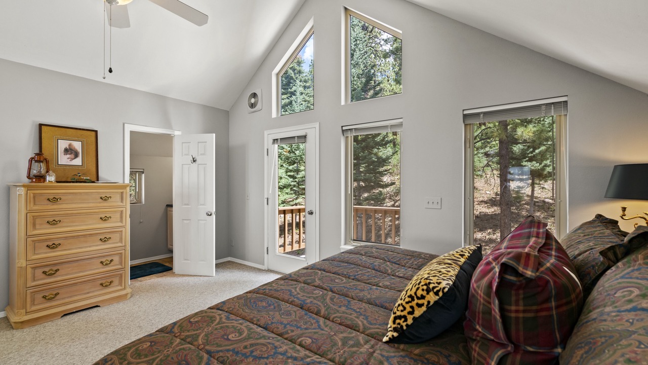 Photo of Bedroom in Forest Lakes