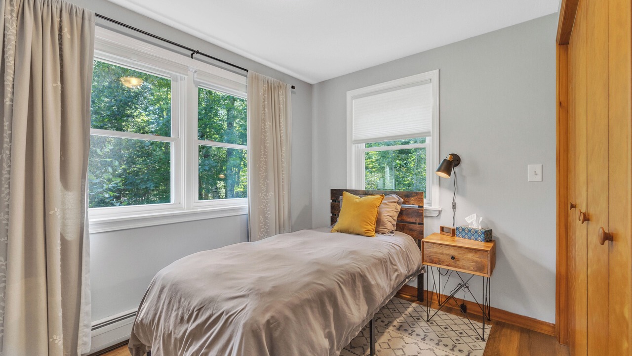 Photo of Bedroom in Surry