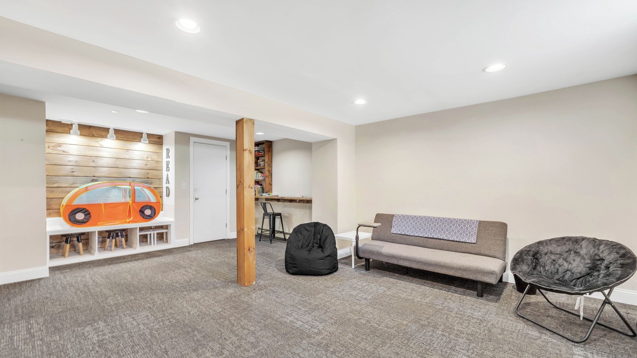 Photo of Others in Surry