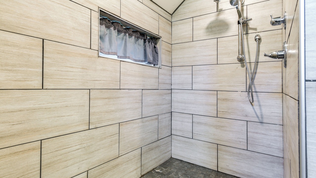 Photo of Bathroom in Delta