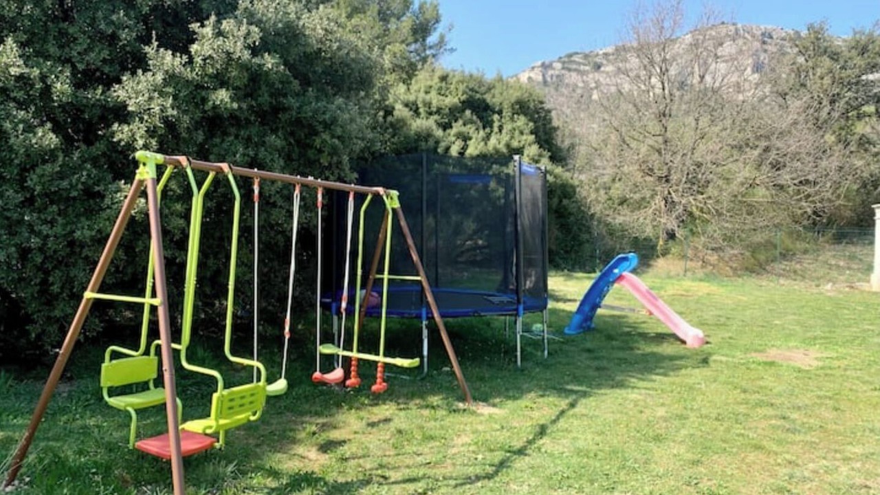 Photo of Others in Merindol