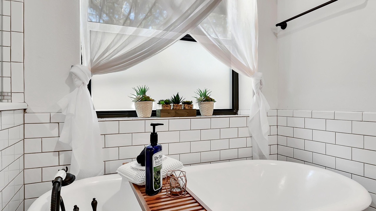 Photo of Bathroom in China Spring