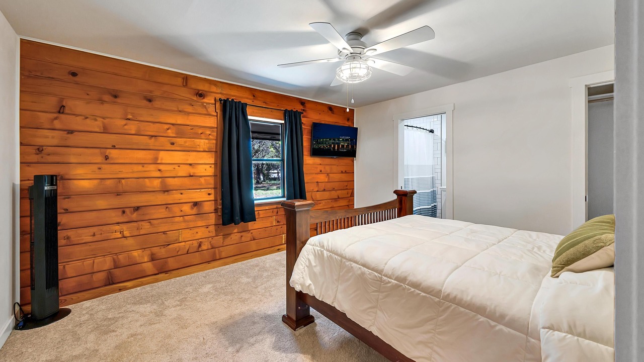 Photo of Bedroom in China Spring