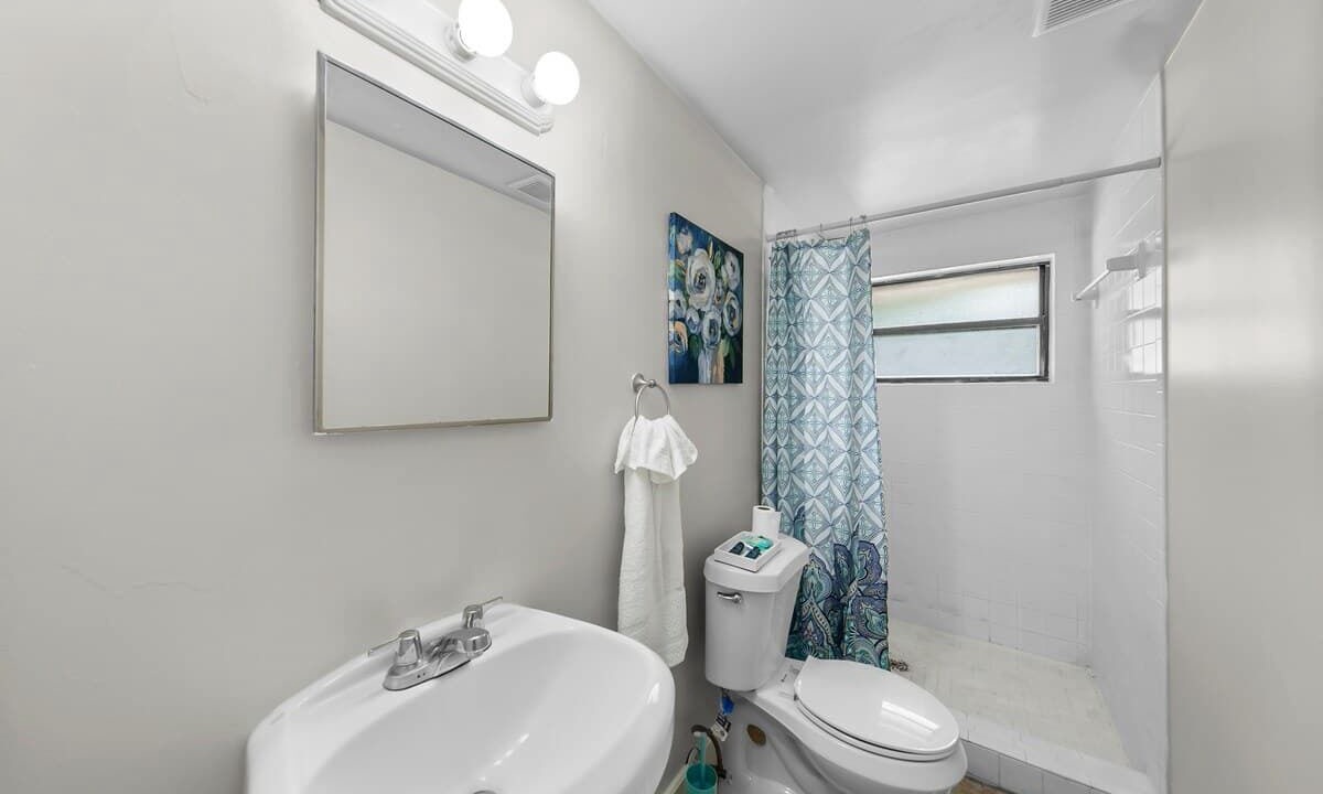 Photo of Bathroom in Arlington
