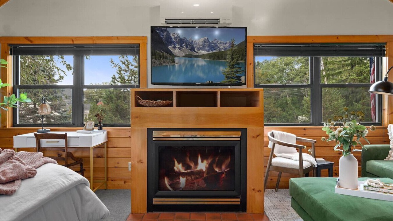 Photo of Livingroom in North Andover