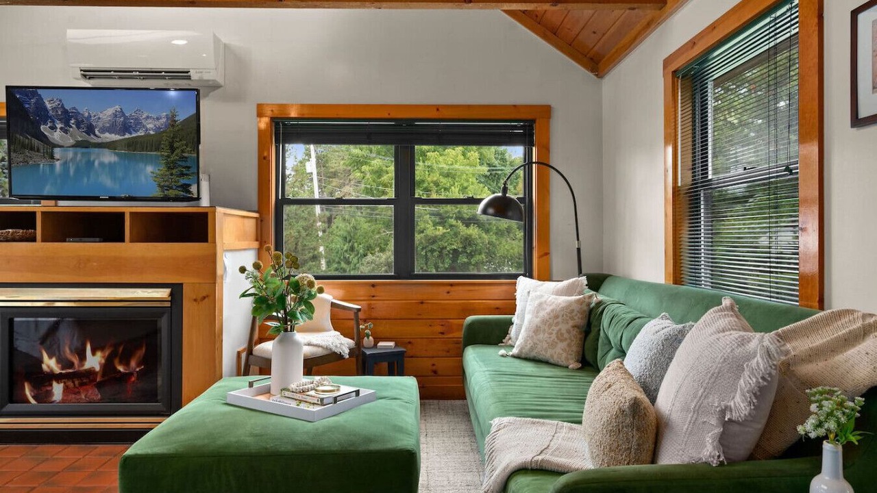 Photo of Livingroom in North Andover