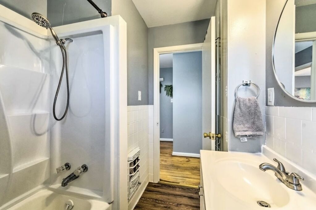 Photo of Bathroom in Hillcrest