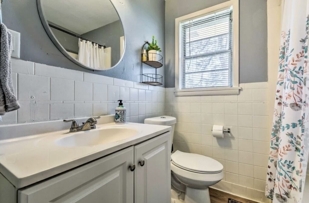 Photo of Bathroom in Hillcrest