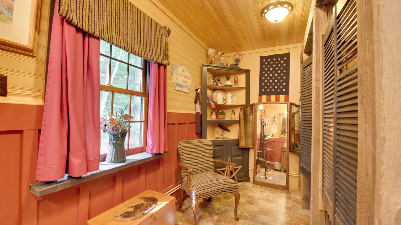 Photo of Others in Candor