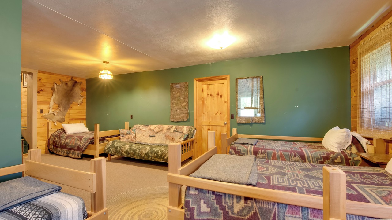 Photo of Bedroom in Candor