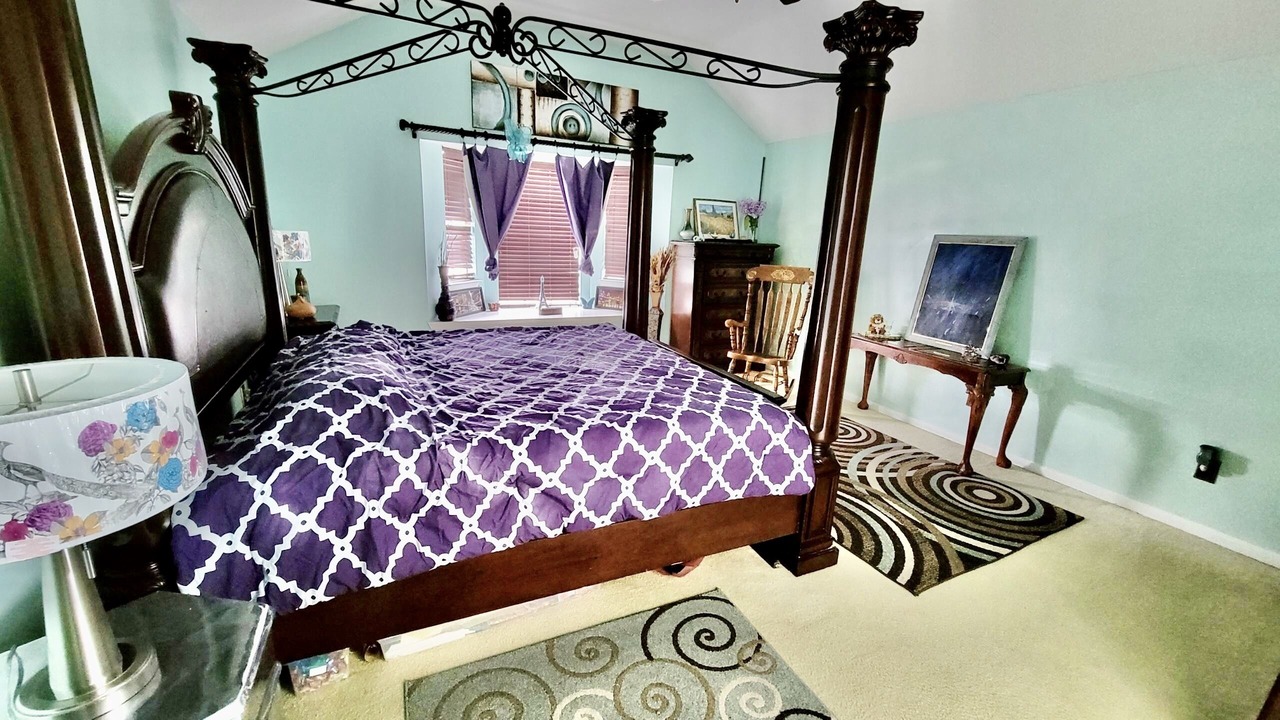Photo of Bedroom in Atascocita
