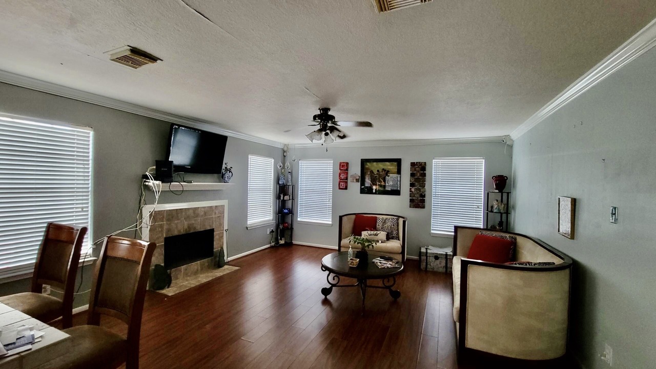Photo of Livingroom in Atascocita