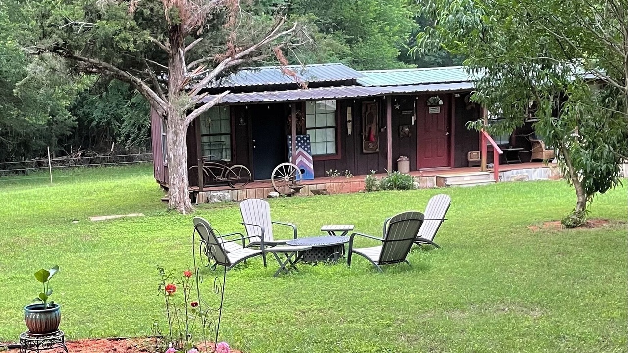 Photo of Others in Rusk