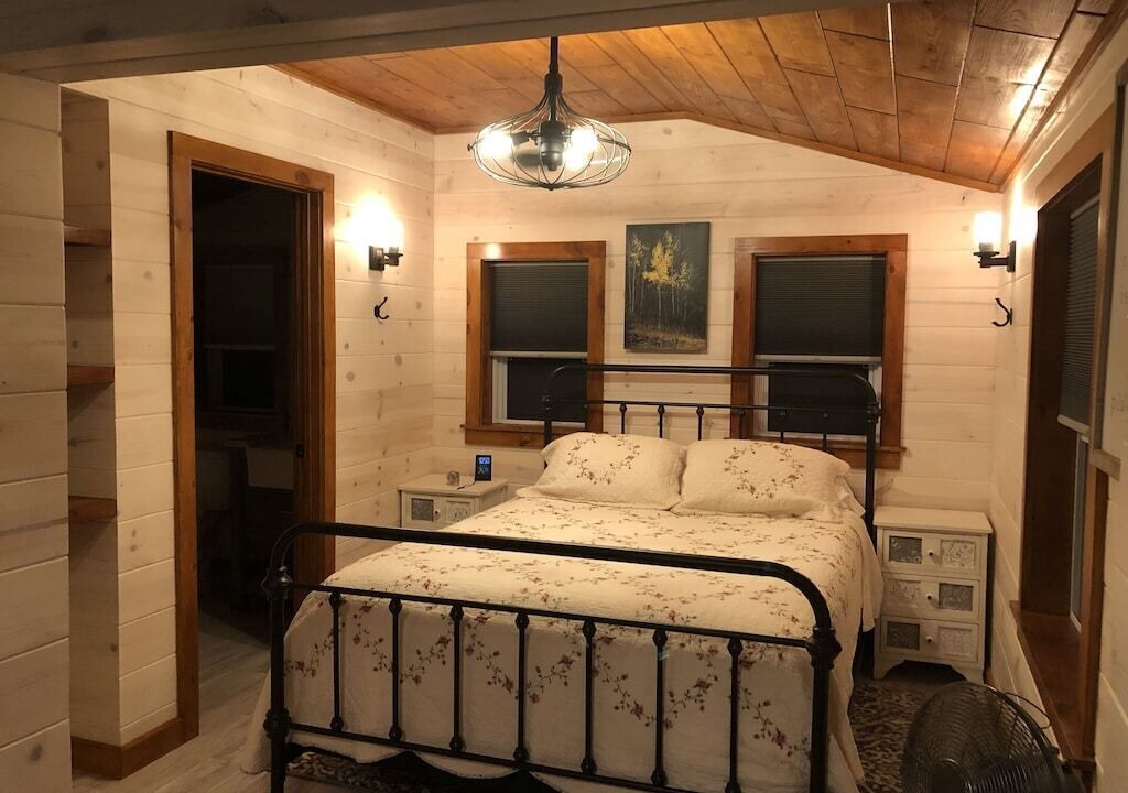 Photo of Bedroom in Harbor Springs
