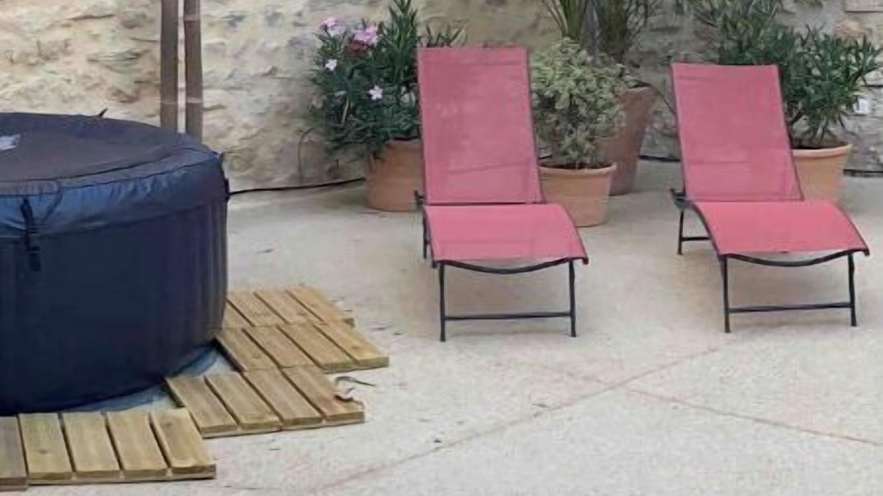 Photo of Patio Balcony in Pujaut