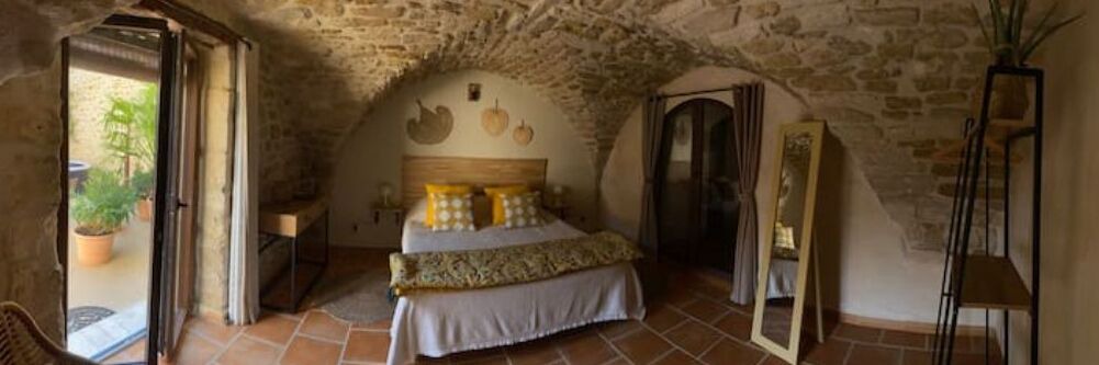 Photo of Bedroom in Pujaut