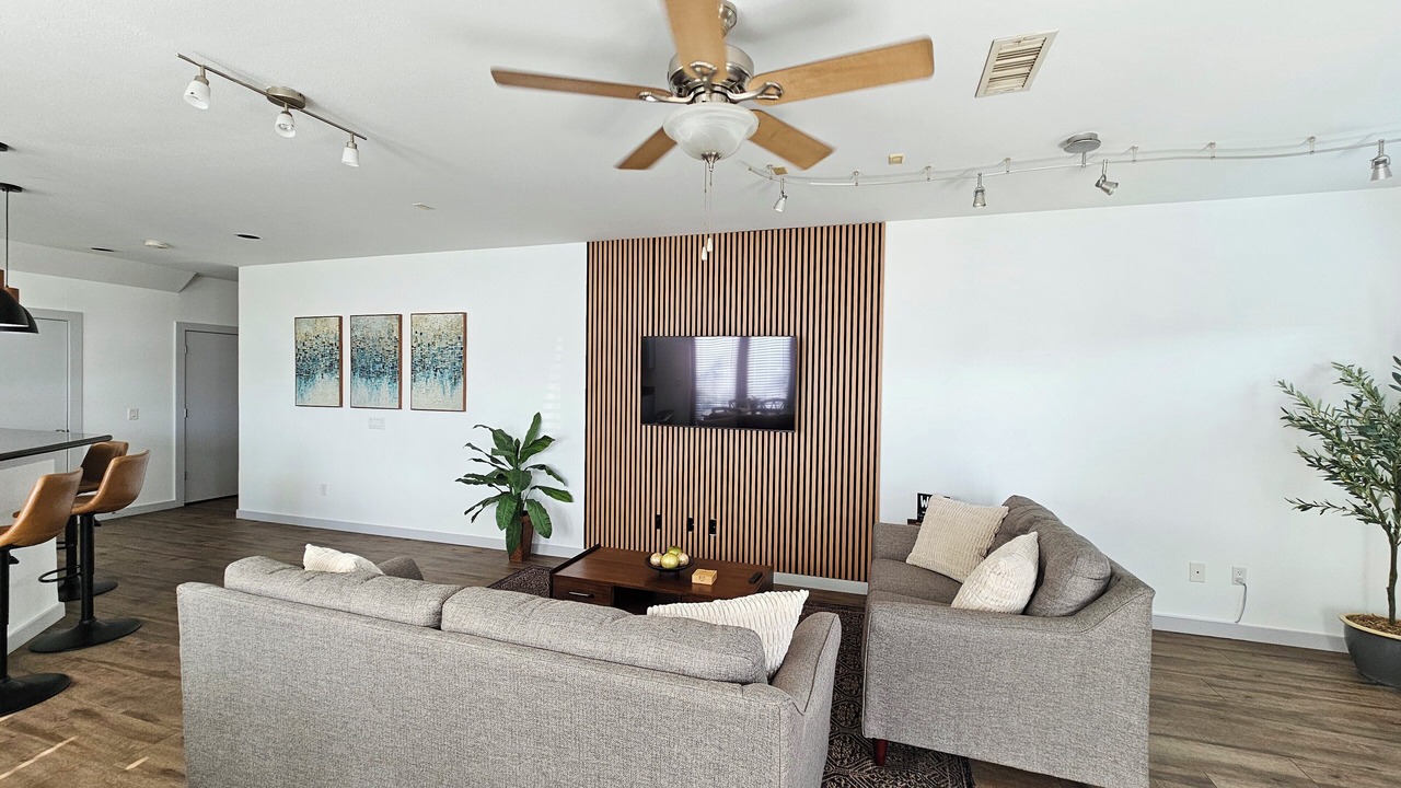 Photo of Livingroom in Midtown
