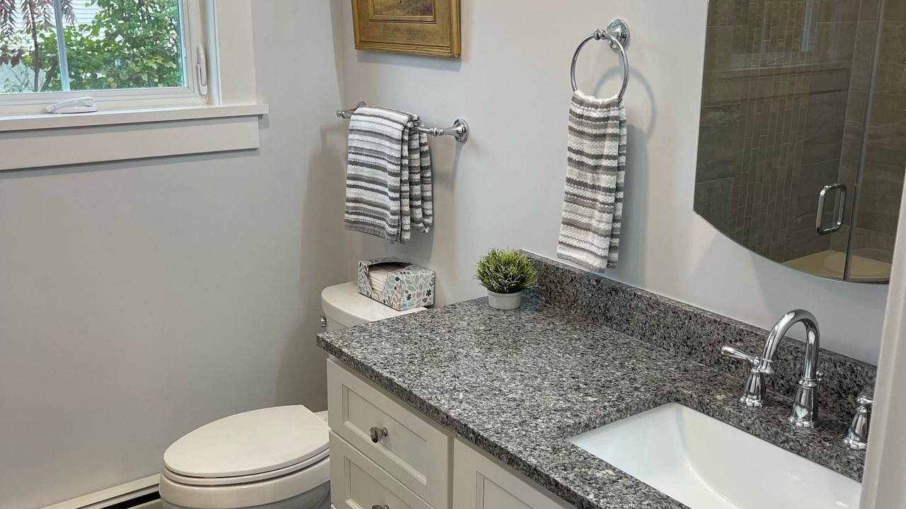 Photo of Bathroom in Jamestown