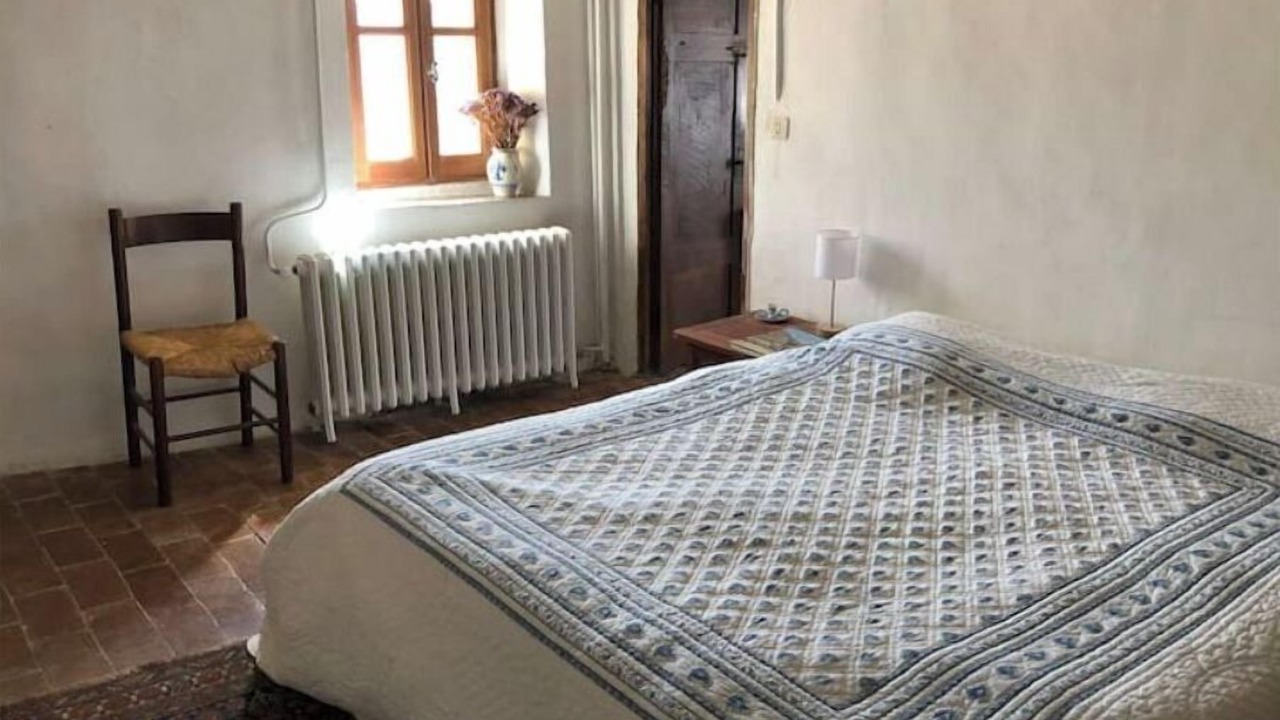 Photo of Bedroom in Rustrel