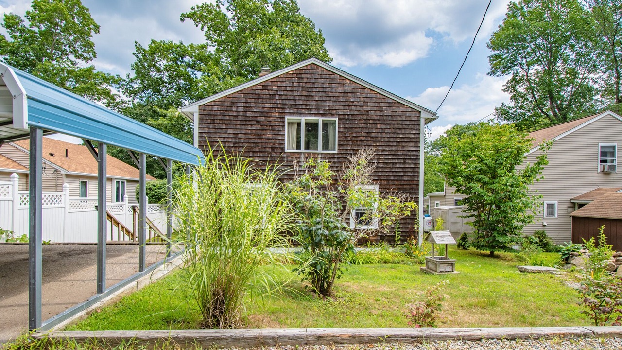 Photo of Outdoor in Ashford