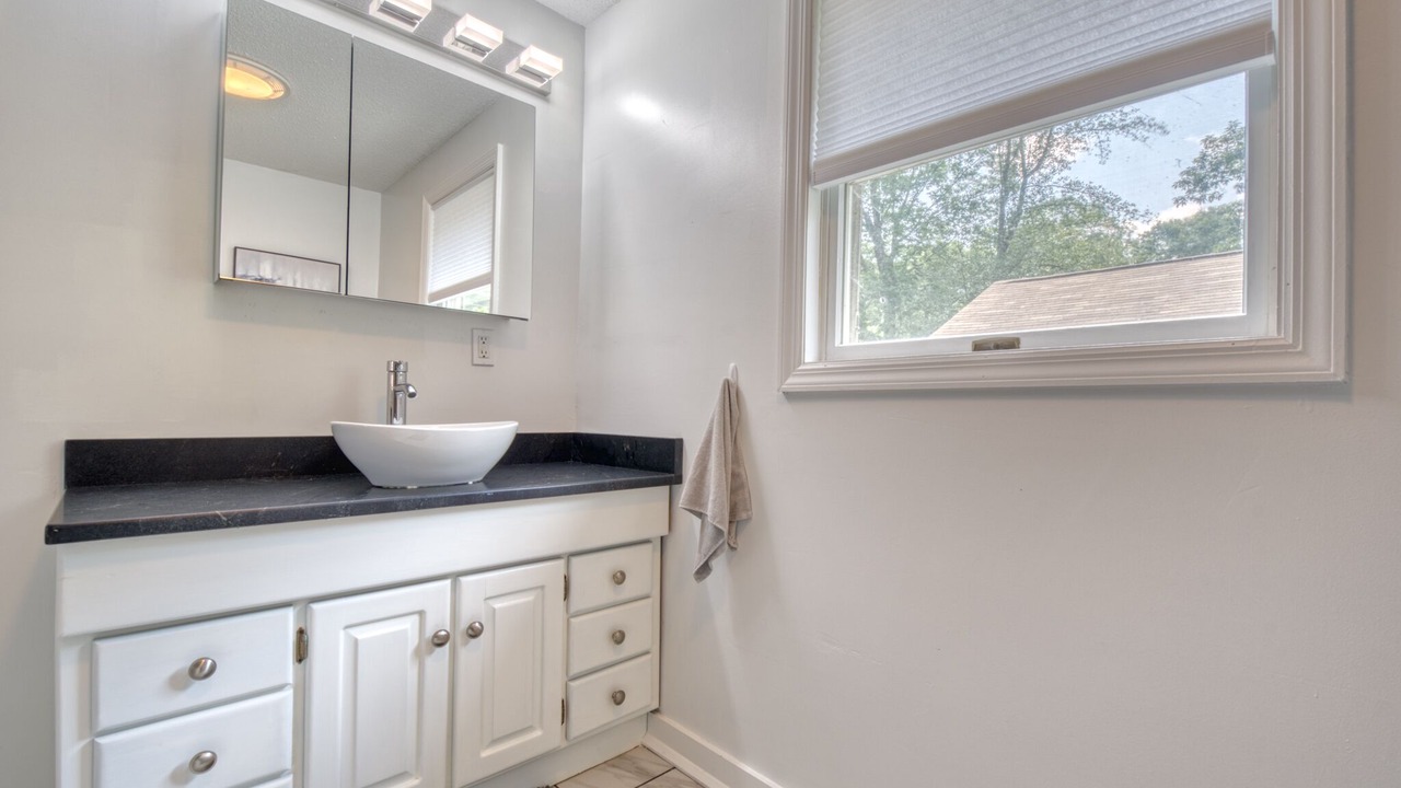 Photo of Bathroom in Ashford