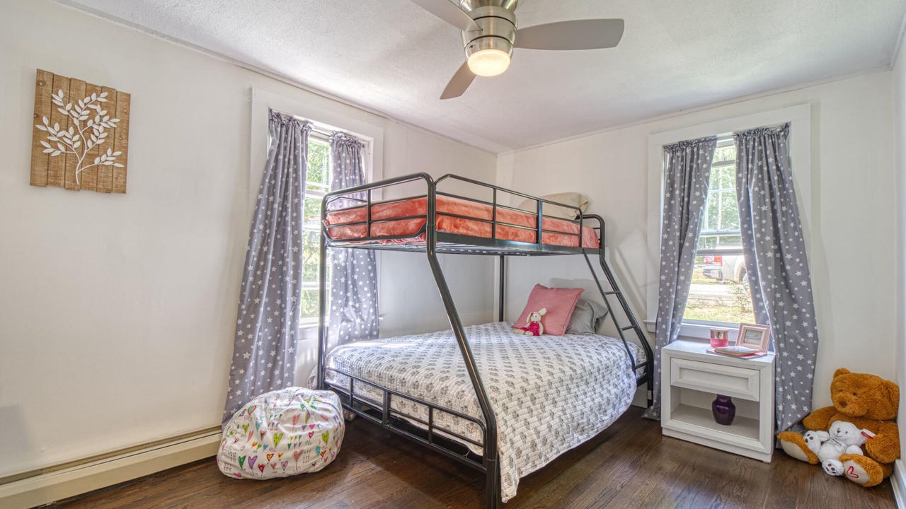 Photo of Bedroom in Ashford