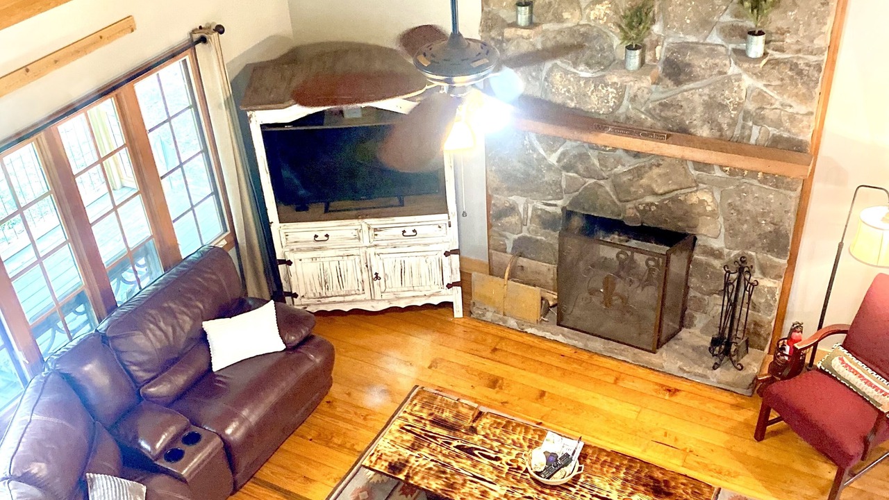 Photo of Livingroom in Valley Head