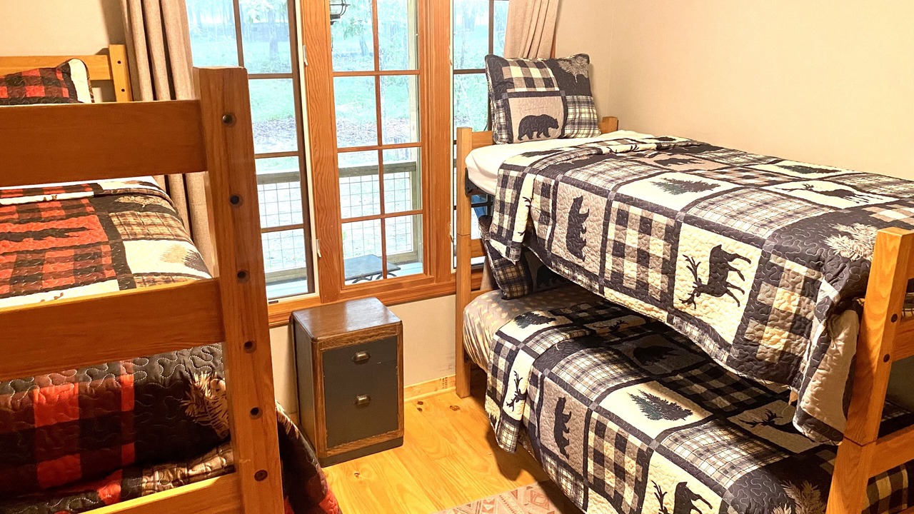 Photo of Bedroom in Valley Head