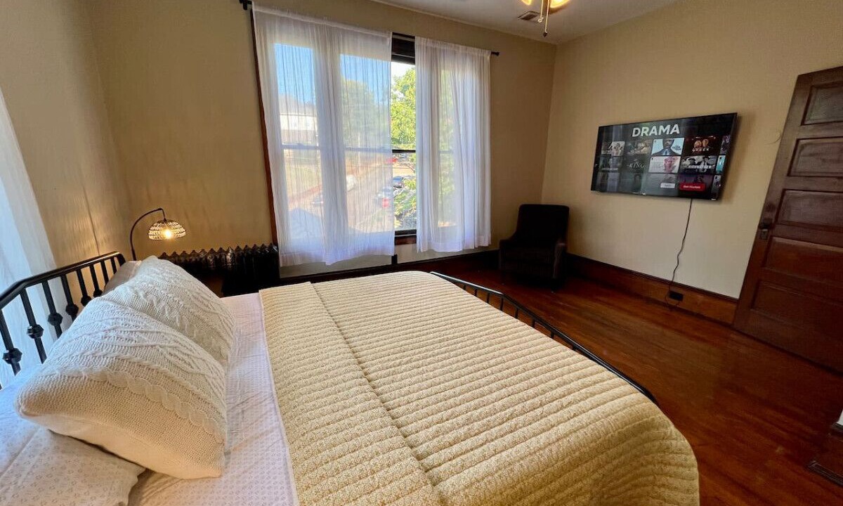 Photo of Bedroom in Five Points South