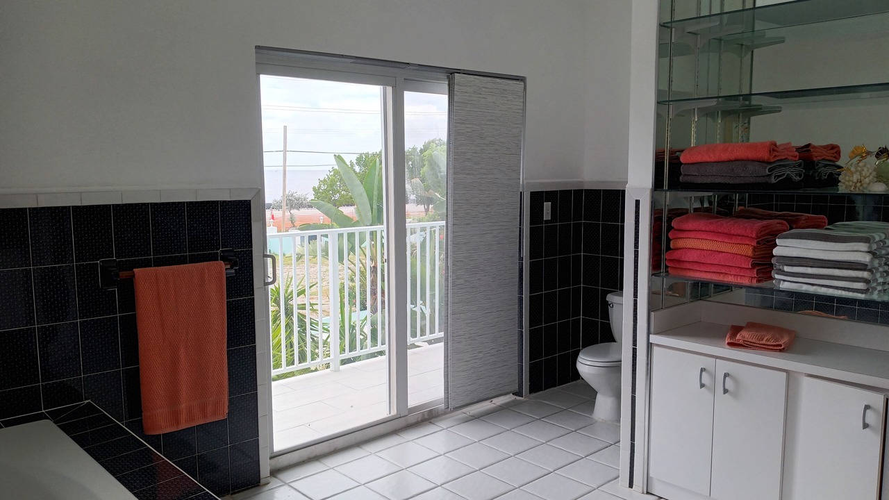 Photo of Bathroom in Islamorada