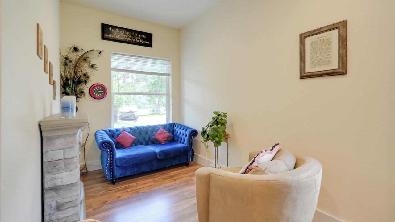 Photo of Livingroom in Cottonwood Shores