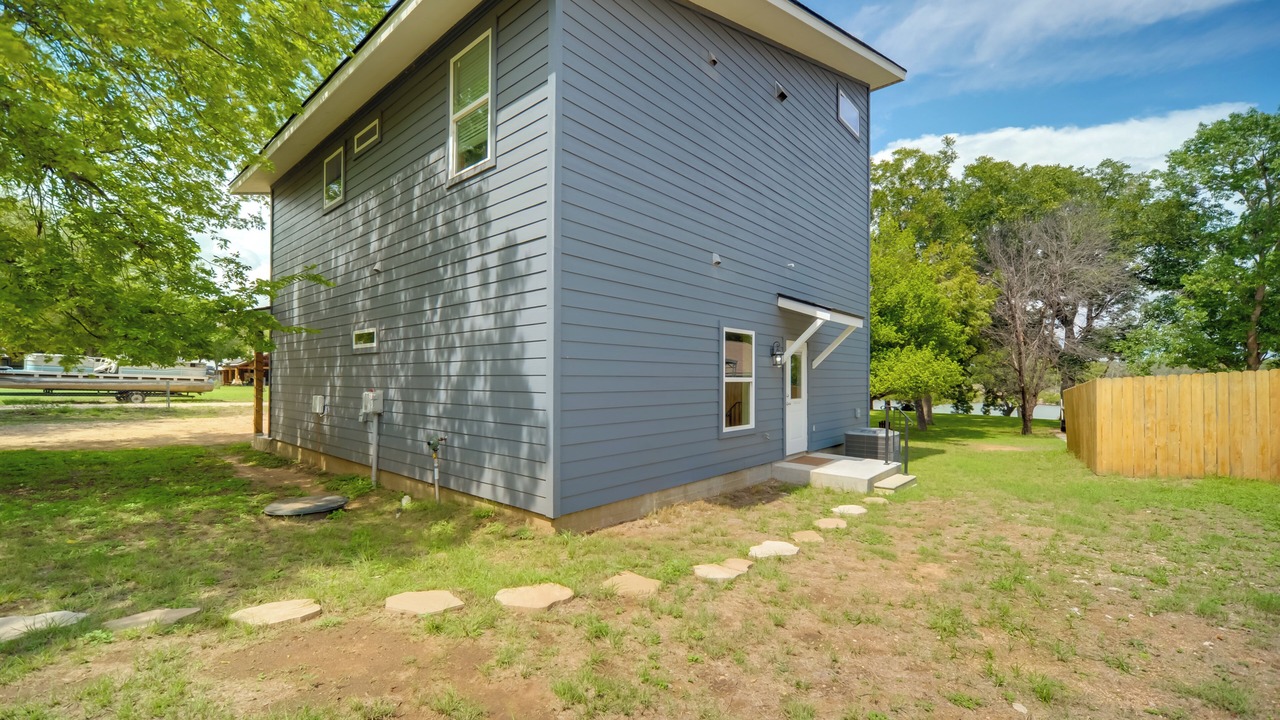 Photo of Outdoor in Cottonwood Shores