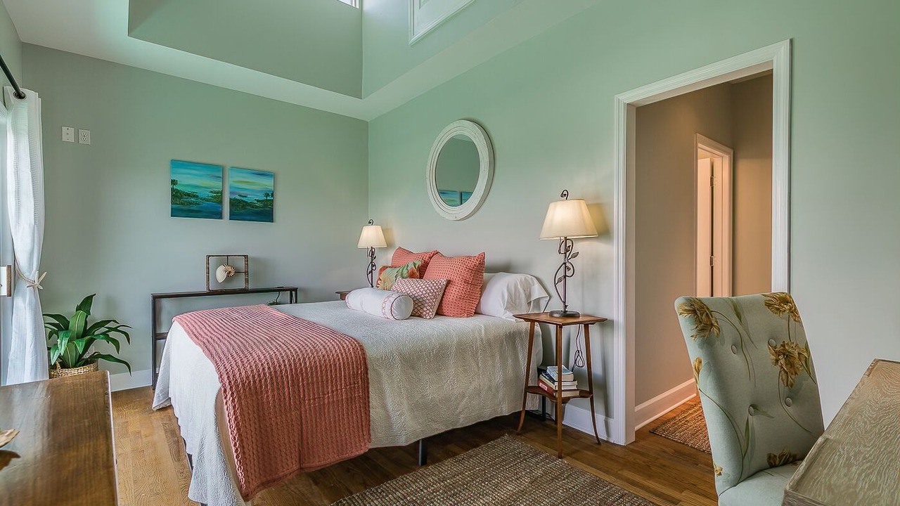 Photo of Bedroom in Oceanmarsh Subdivision