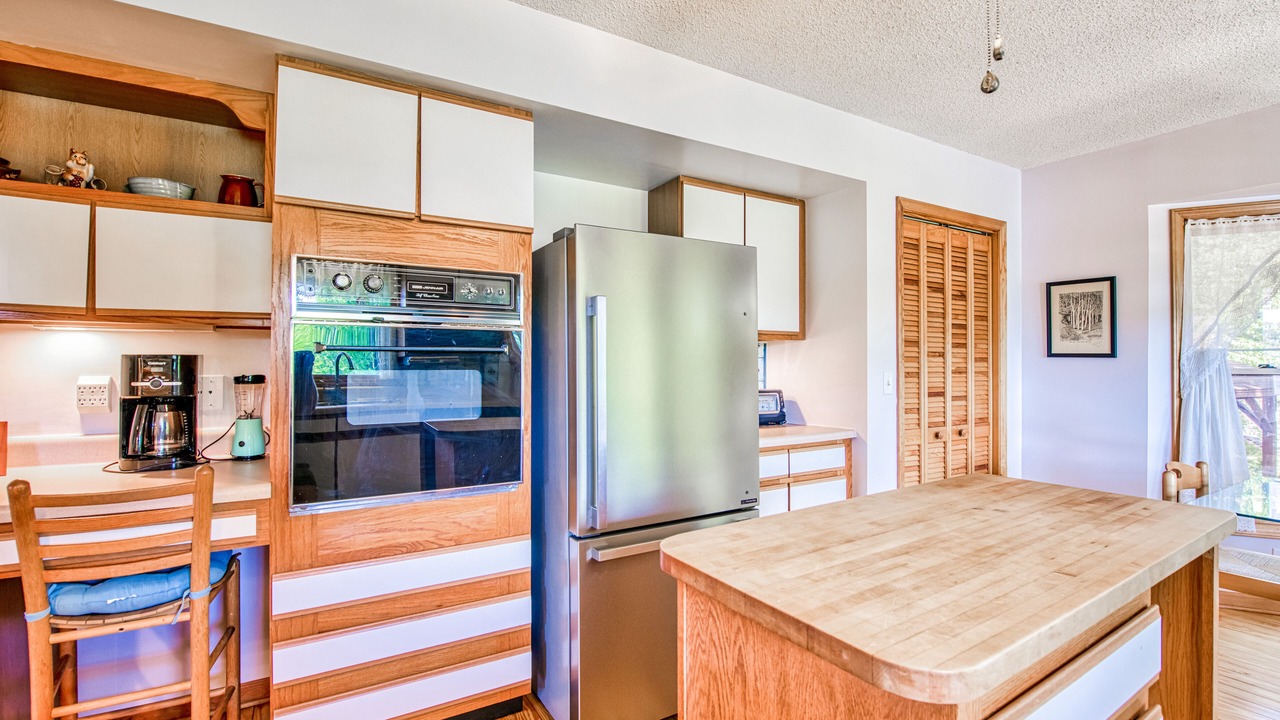 Photo of Kitchen in Lake Junaluska
