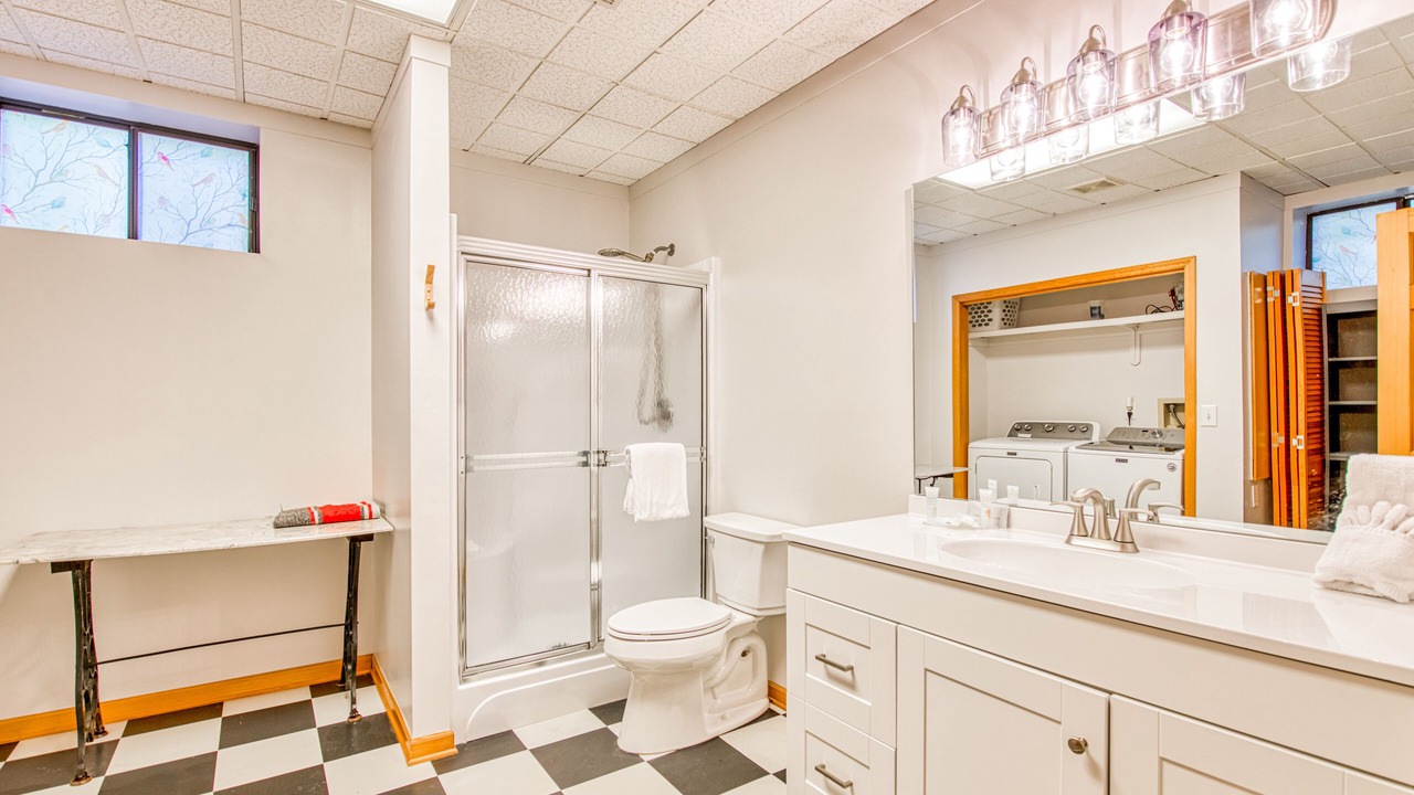 Photo of Bathroom in Lake Junaluska