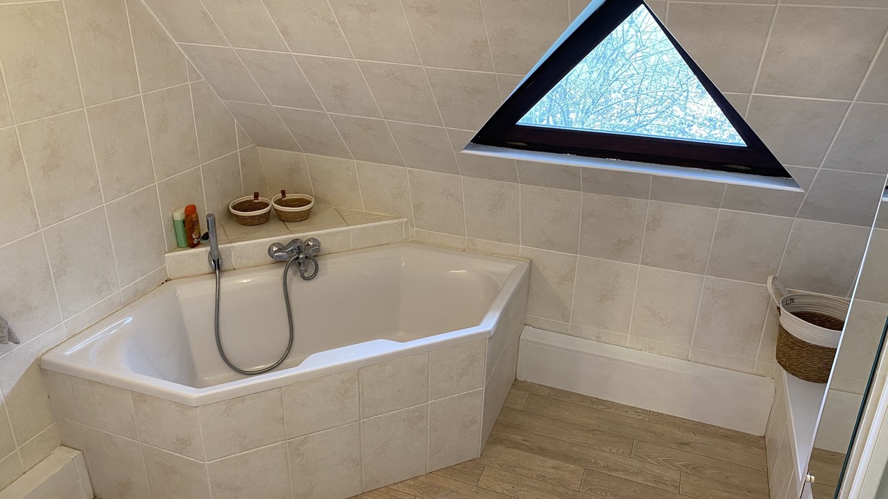 Photo of Bathroom in Gonneville-sur-Mer
