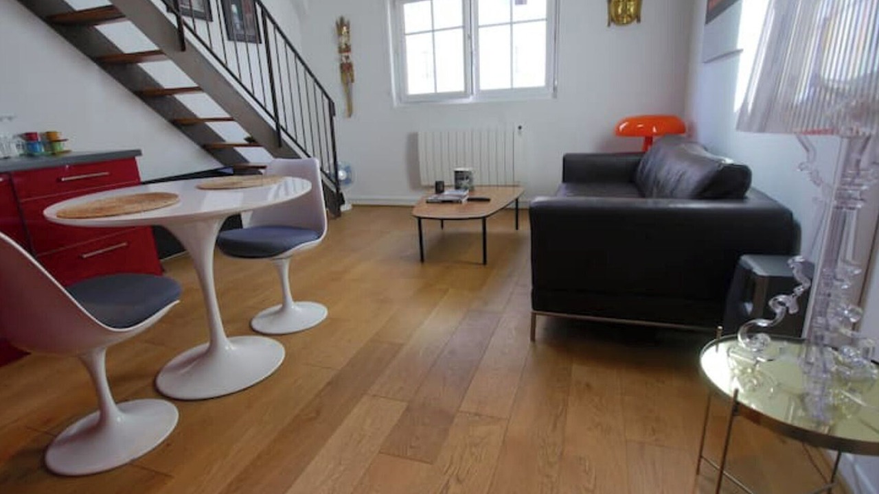 Photo of Livingroom in Combat