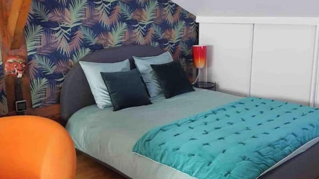 Photo of Bedroom in Combat