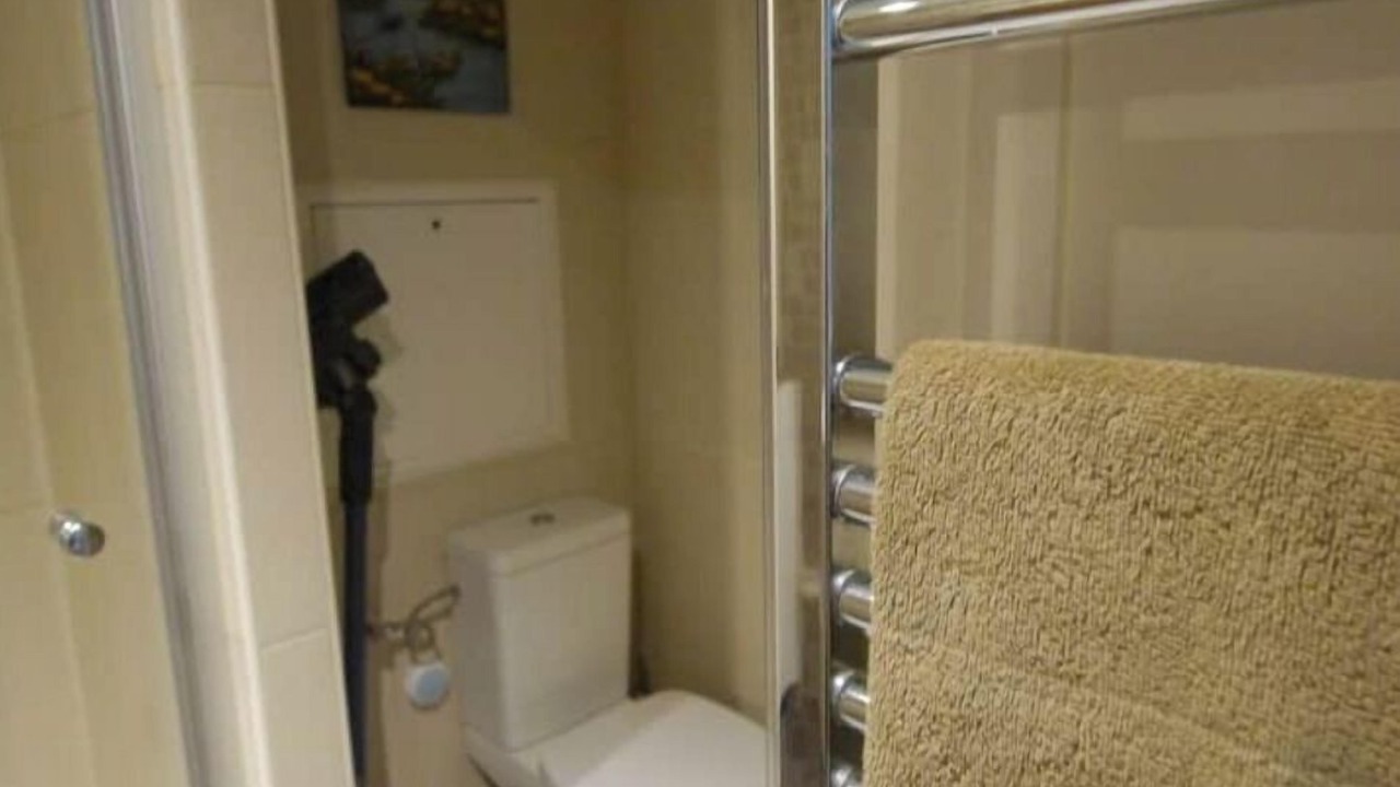 Photo of Bathroom in Combat